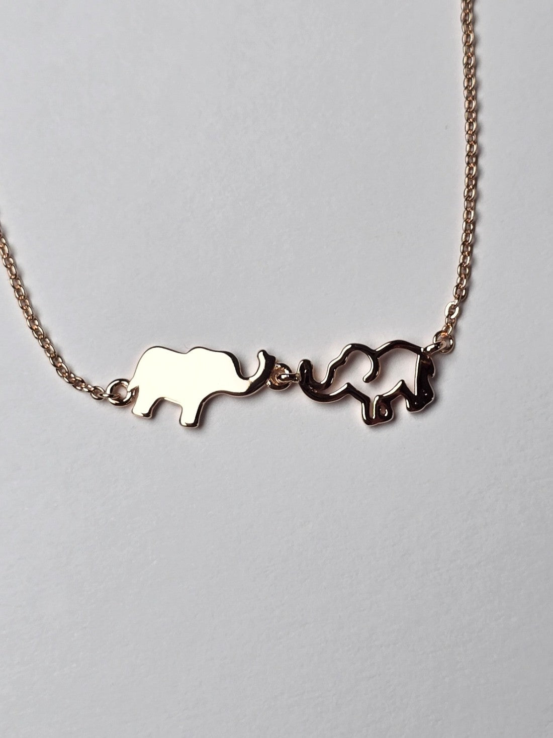 HOLDING ELLIES BRACELET