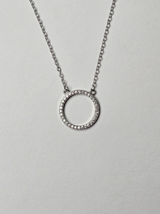 CIRCLE NECKLACE